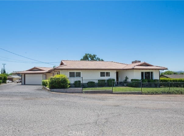 726 N Trigo Ln, Paso Robles, CA 93446