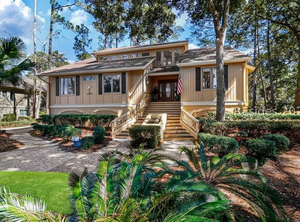 6 Loomis Ferry Road, Hilton Head Island, SC 29928