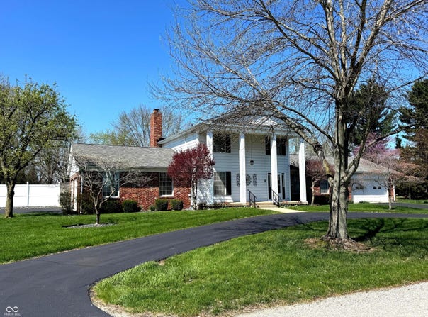 353 E Rivercrest Drive, Rushville, IN 46173