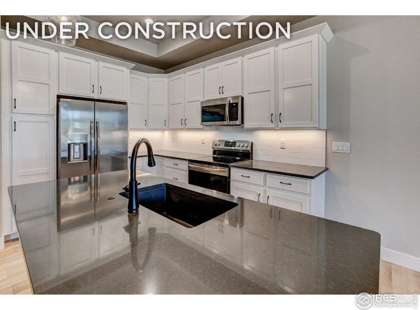 204 High Point Dr, Longmont, CO 80504