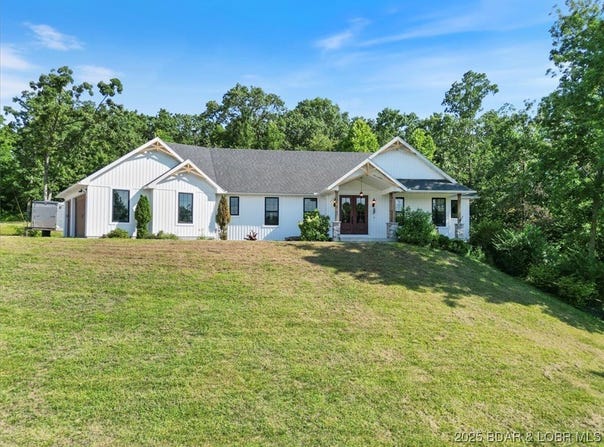 105 Oak Hill Road, Eldon, MO 65026