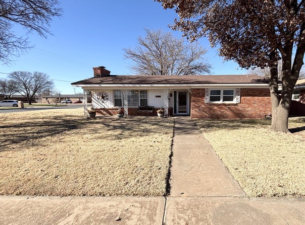 1601 Avenue F, Abernathy, TX 79311