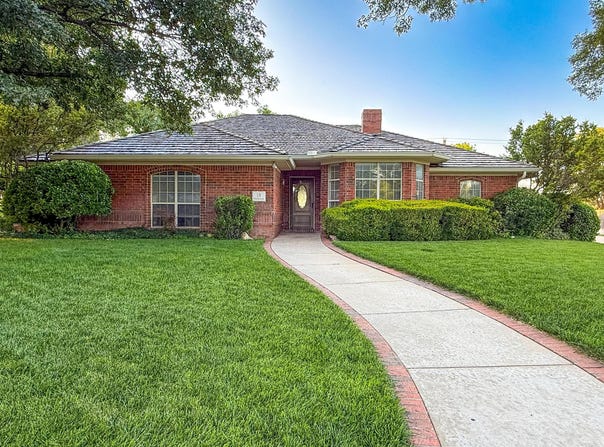15 Glenbrook Drive, Borger, TX 79007