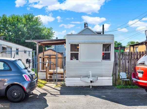 12 CHARLES STREET, HIGHSPIRE, PA 17034