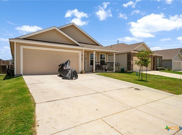 9101 Honey Mesquite, Seguin, TX 78155