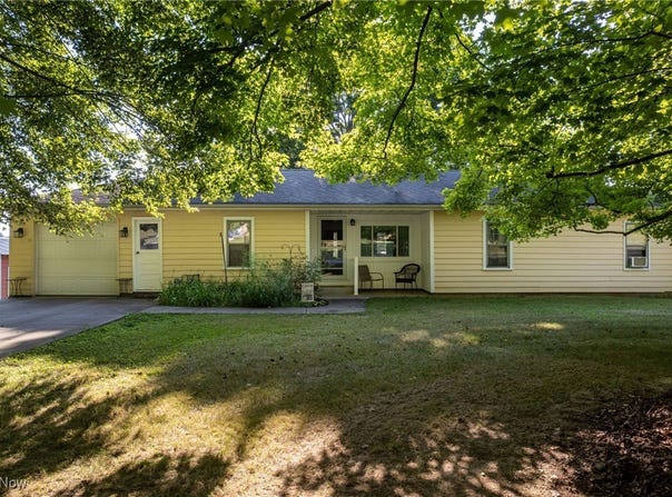 2045 S Medina Line Road, Wadsworth, OH 44281