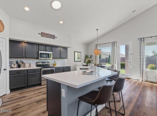 3123 E BUENA VISTA Drive, Chandler, AZ 85249