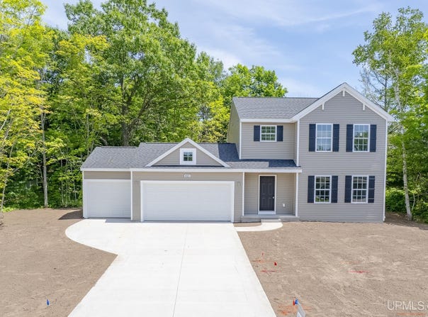 1623 Portage Drive, Hancock, MI 49930