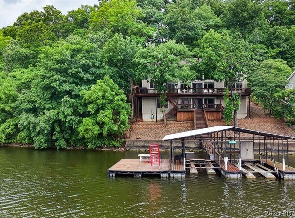 27758 Pershing Drive, Rocky Mount, MO 65072