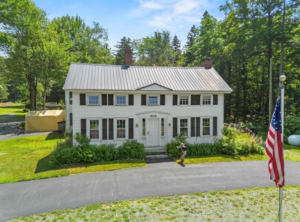 592 State Route 2, Shelburne, NH 03581
