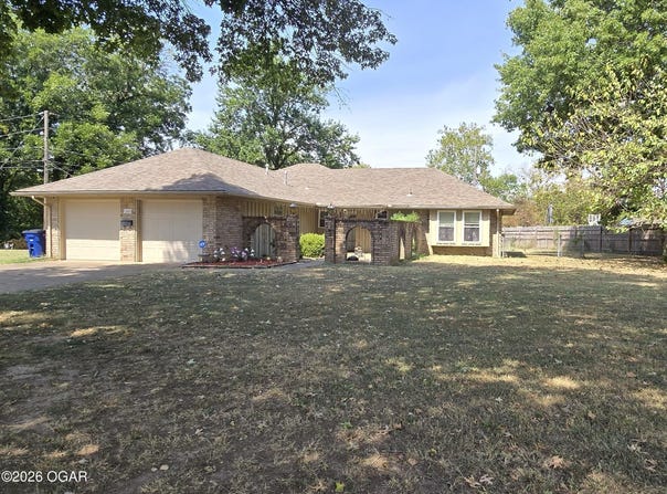 1205 Skyline Drive, Miami, OK 74354