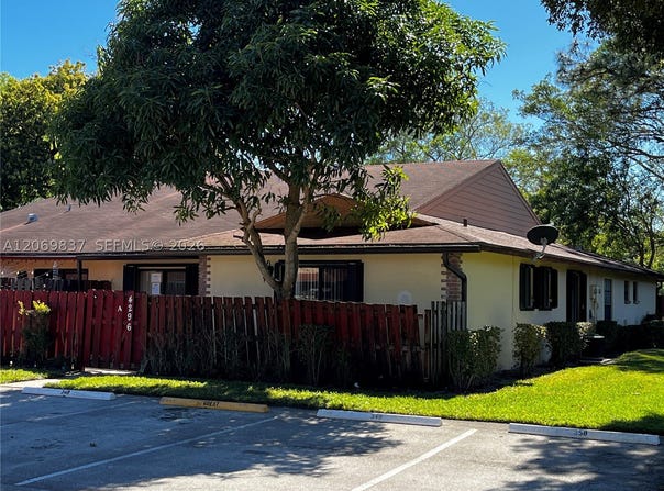 4296 Woodstock Dr, West Palm Beach, FL 33409