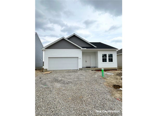 426 Pheasant Run, Elyria, OH 44035