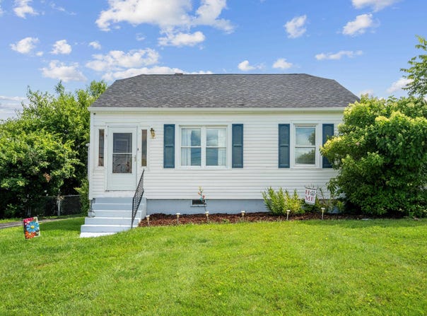 6442 Spring Avenue, Radford, VA 24141