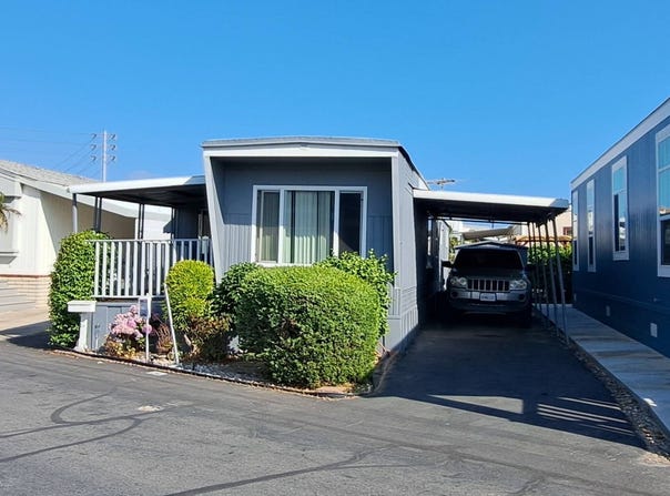903 W 17TH ST, Costa Mesa, CA 92627