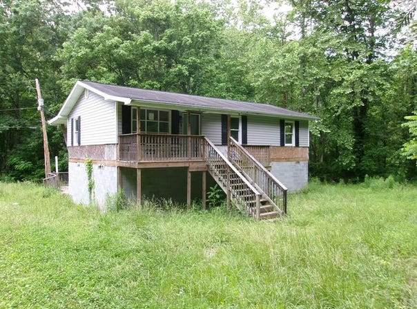 127 meadows, Hager Hill, KY 41222