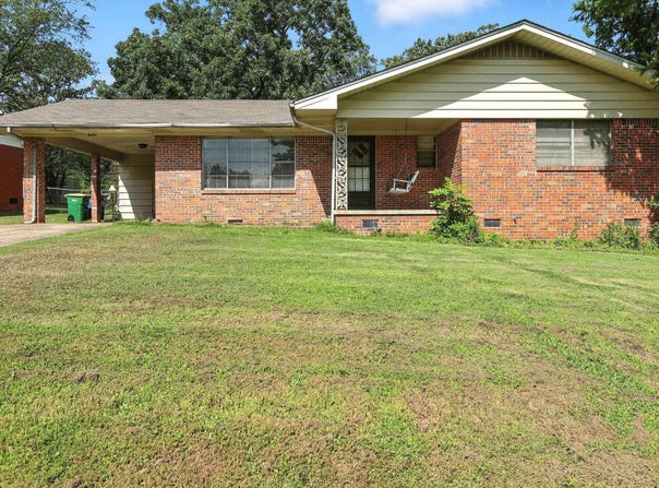 12 Cliffwood Circle, North Little Rock, AR 72118