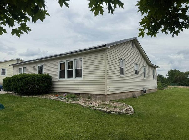 31607  Old Monticello Road, Canton, MO 63435