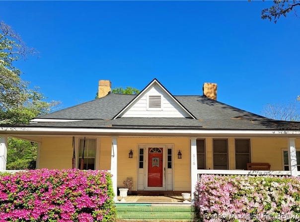 616 N Fulton Street, Raeford, NC 28376