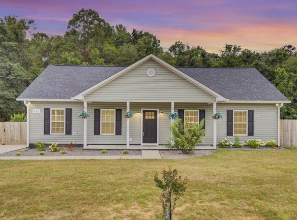 255 S Railroad Avenue, Ridgeville, SC 29472