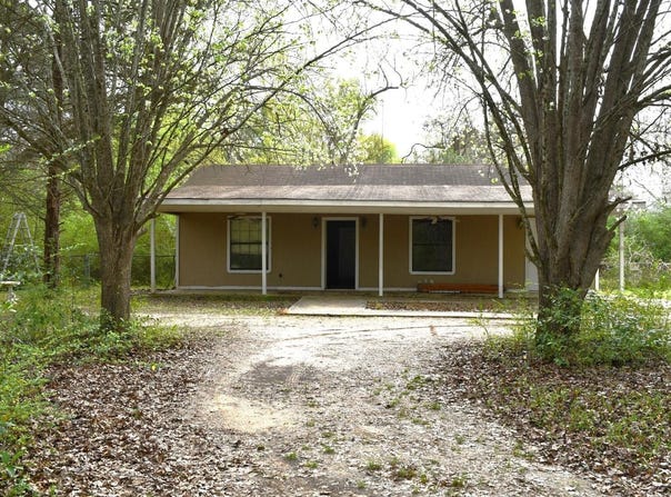 330 Oak Grove, Waskom, TX 75692