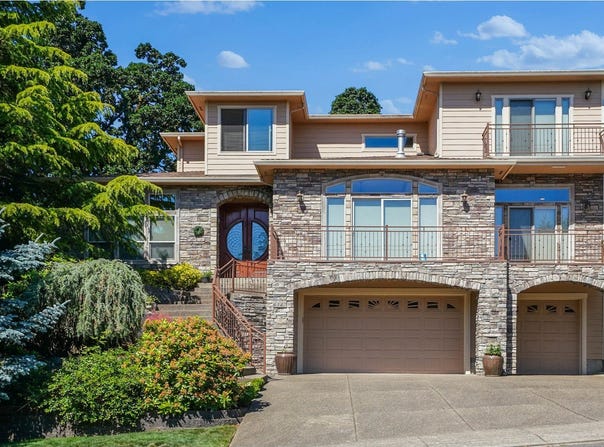 6147 QUAIL HOLLOW ST, Salem, OR 97306