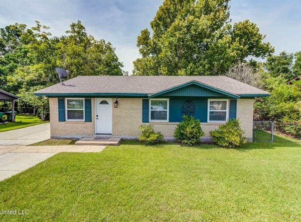 79 Holly Circle, Gulfport, MS 39501