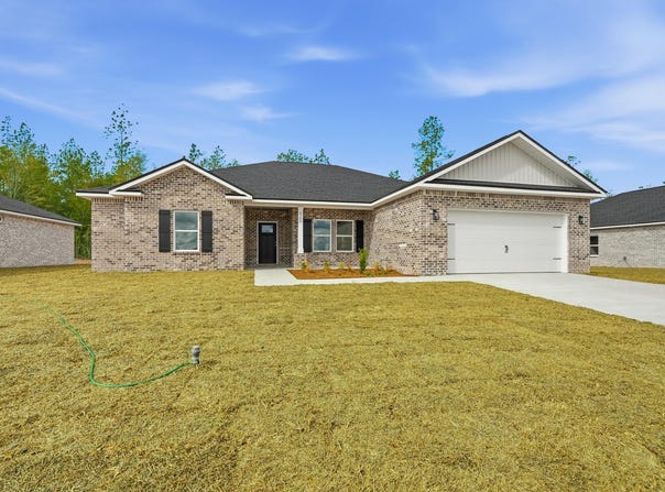 6112 Mildred's Way, Crestview, FL 32539