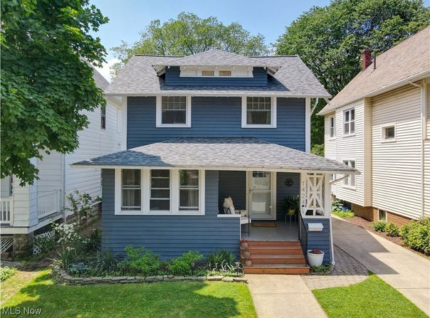 1424 Maile Avenue, Lakewood, OH 44107