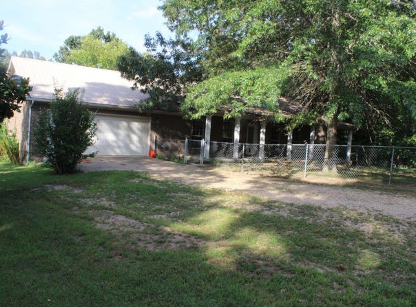 256 Grand Central Drive, Marshall, AR 72650