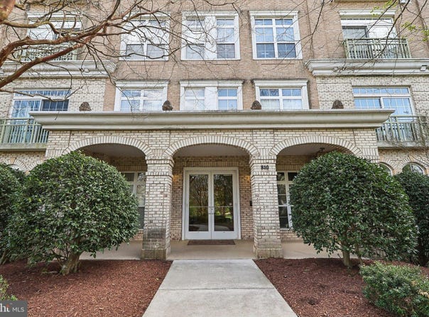 810 BELMONT BAY DRIVE, WOODBRIDGE, VA 22191