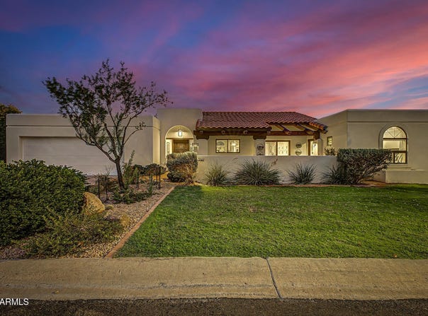 3169 E BERRIDGE Lane, Phoenix, AZ 85016