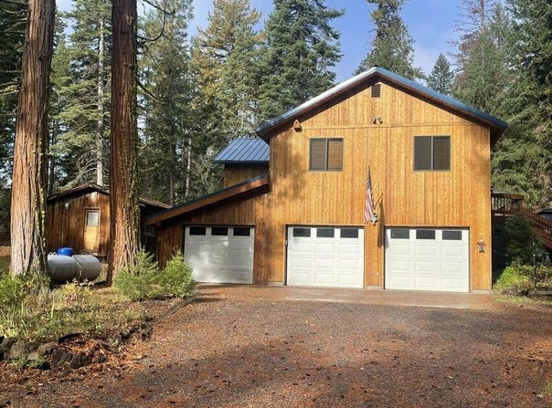 27062 Forest Park Lane, Klamath Falls, OR 97601