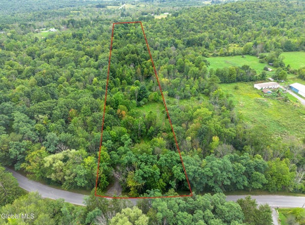 165 Cleveland Road, Sloansville, NY 12031