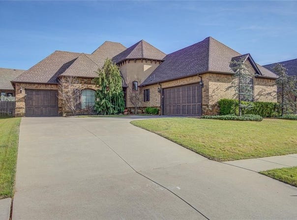 9020 NW 147th Terrace, Yukon, OK 73099