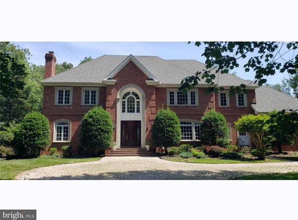 8902 CHEQUERS WAY, MCLEAN, VA 22102