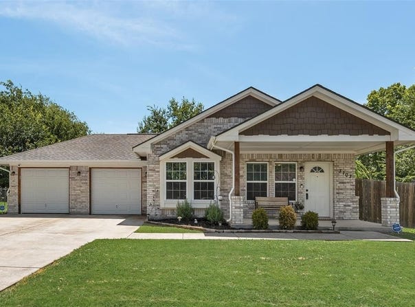 3107 Selfridge Drive, Arlington, TX 76014