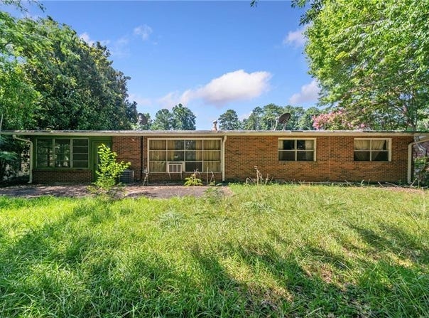 1148 Lynmoor Drive NE, Brookhaven, GA 30319
