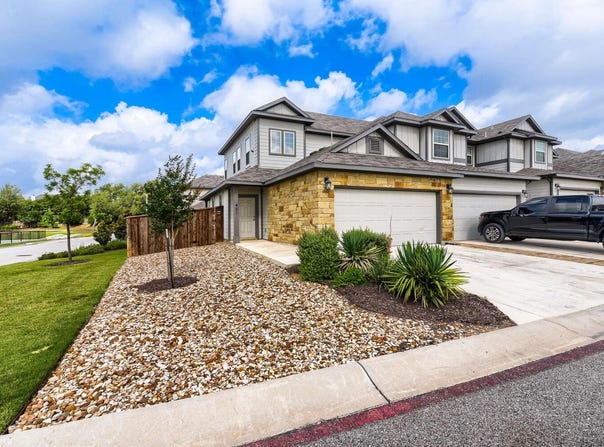 401 Parkline Dr, Georgetown, TX 78626