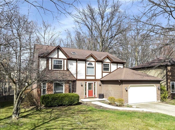 21242 Jonathan Drive, Strongsville, OH 44149