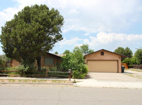 540 N Todd Loop, White Rock, NM 87547