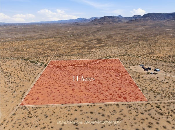 301-11-101 Ballard Drive, Golden Valley, AZ 86413
