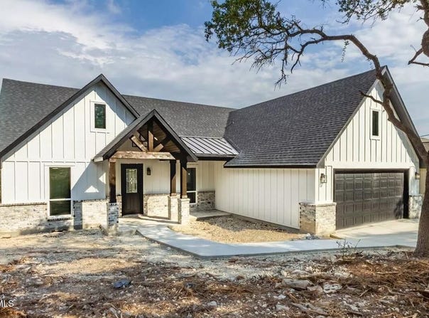 629 Kings Trail, Sunset Beach, NC 28468