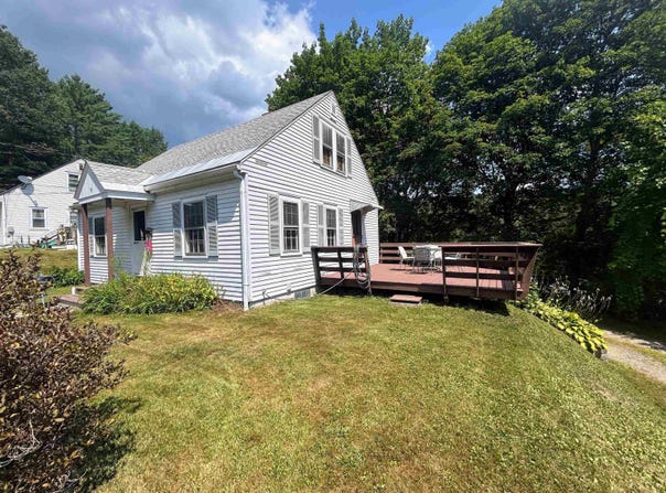 15 Randall Street, Springfield, VT 05156