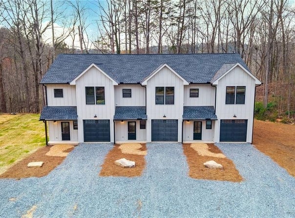 200 Back Pine Way, Ellijay, GA 30536