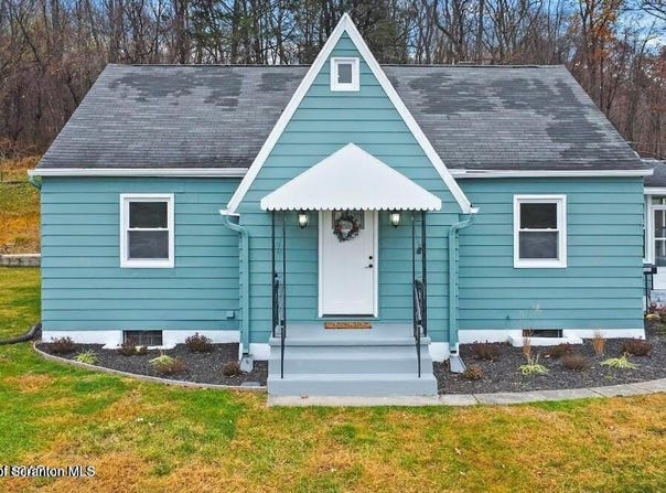 1251 Shoemaker Avenue, West Wyoming, PA 18644