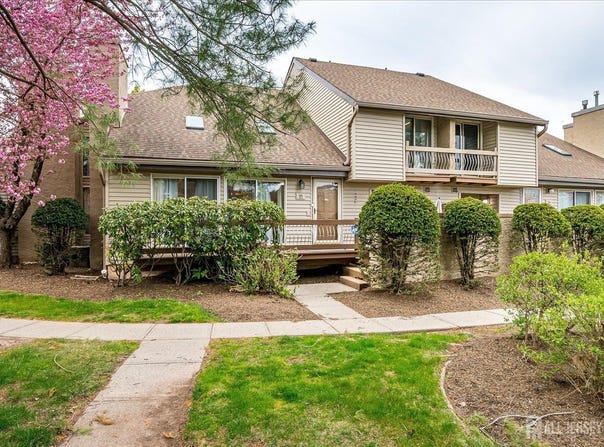 115 Kelly Drive, Edison, NJ 08820