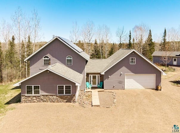 769 Old Drummond Rd, Two Harbors, MN 55616