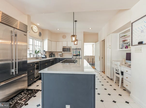 10513 DEMOCRACY LANE, POTOMAC, MD 20854