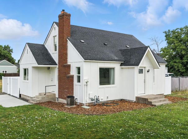 804 N PIERCE Rd, Spokane Valley, WA 99037